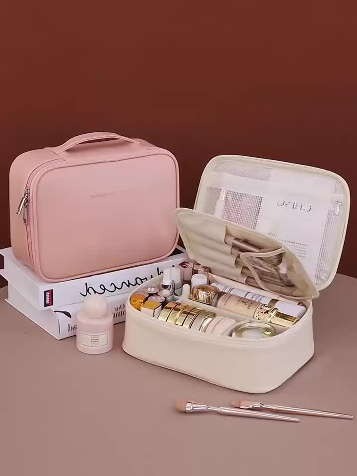 Makeup Organizer – Smart Design with Brush Storage